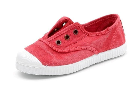 ROSA VIVO - Cienta Sneaker in sizes 22, 26 and 28 (size up one size)